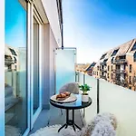 Apartment Parkwest Diamond -chic With Ac, Garage, Balcony Budapest