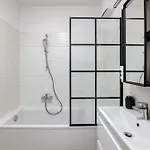 Parkwest Diamond -chic With Ac, Garage, Balcony Apartment Budapest