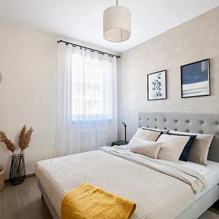 Apartmán Parkwest Diamond -chic With Ac, Garage, Balcony