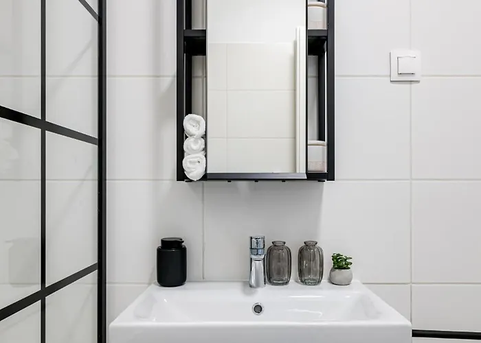 דירה Parkwest Diamond -chic With Ac, Garage, Balcony